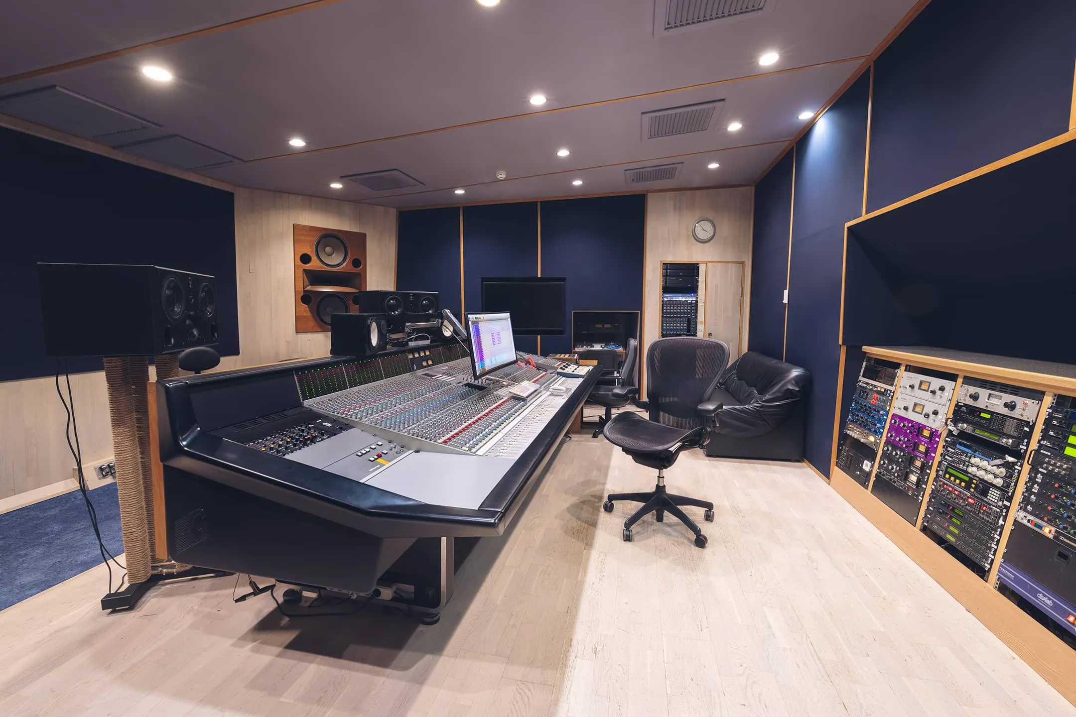 Studio photo 2